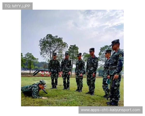 战队新兵训练期制度推动全面成长，新兵队列训练内容