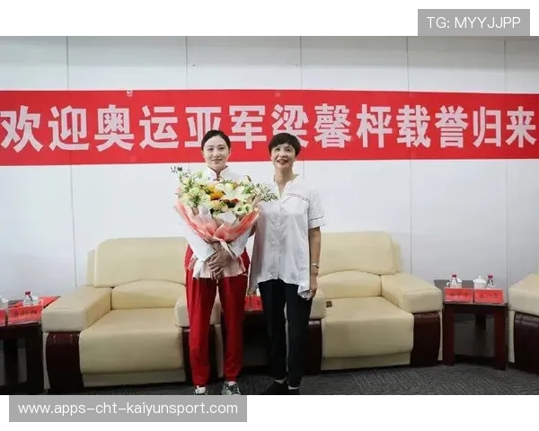 梁馨枰畅谈花游与人生:“人生只能是旷野” 梁馨枰畅谈花游与人生:“人生只能是旷野”