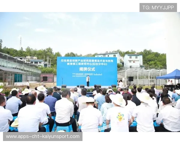 西南大学招聘考场跑步现象，传递正能量，西南大学跑步代替游泳怎么考